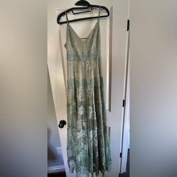 BHLD sage green sundress.  Never worn - stunning - Picture 4 of 4